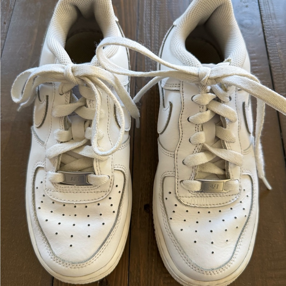 Nike Kids White Leather Sneakers with Silver Swoosh